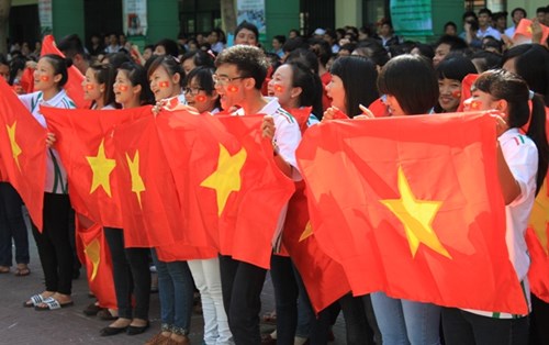 Hơn 1.000 sinh viên trường ĐH Đông Á mít tinh phản đối Trung Quốc đặt giàn khoan trái phép tại thềm lục địa Việt Nam